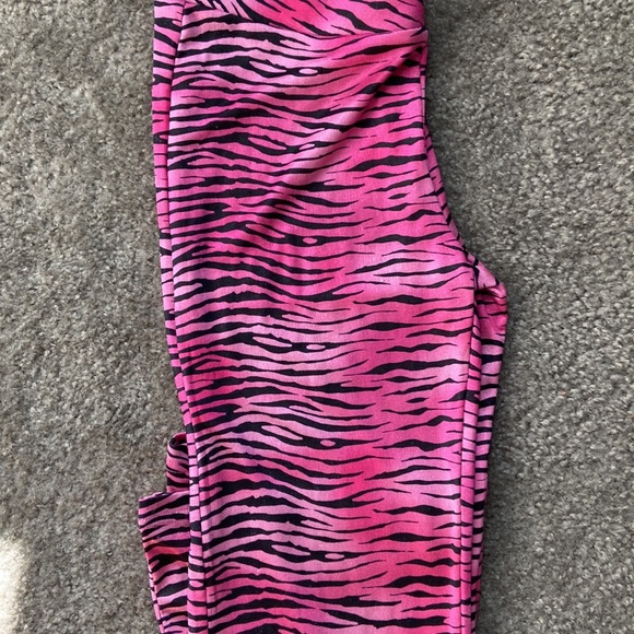 Poison Pants - Picture 4 of 5